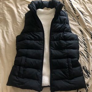 Hollister Puffer Vest